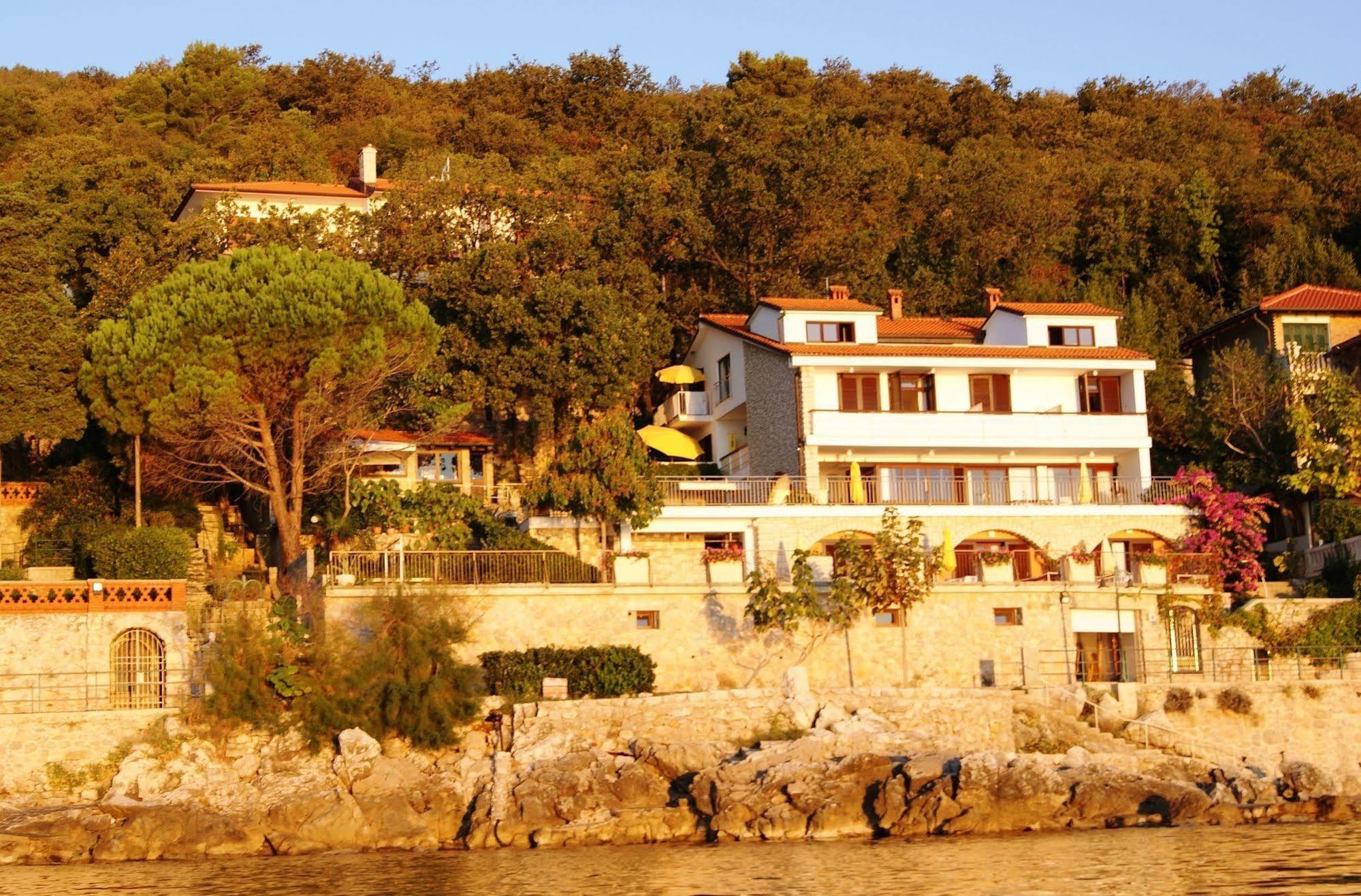 Villa Kleiner Mošćenička Draga Exterior foto